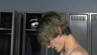 Mature fuck homeless boy gay porn galleries After gym - drtuber.com