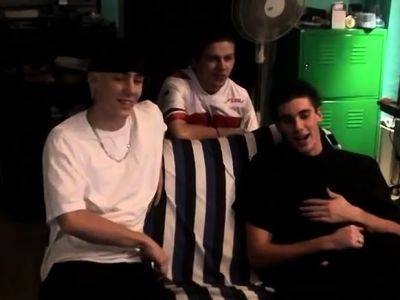 Gay boy first time getting blow job and cum filled - drtuber.com