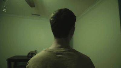 Ethan Sinns and Sam Ledger in a torrid Gay Sex Scene - drtuber.com