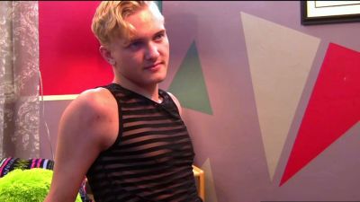 Blond Gay Gives Cock An Wild Rubbing - drtuber.com