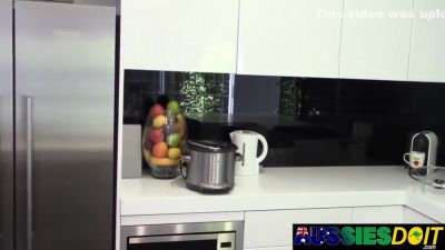 Australian Gay Randy Offers His Huge Dick To Danny While Cooking - hclips.com - Australia