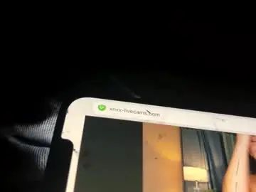 Gay sex chat with cokelover420 - camgaychat.com - Britain