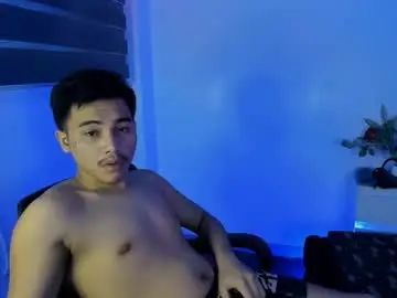 Gay sex chat with kenthebigcockxx - camgaychat.com - Britain