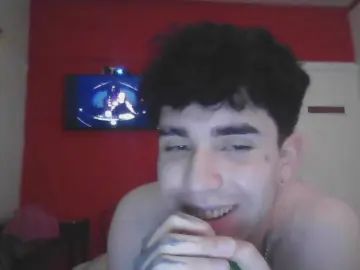 Gay sex chat with RuloTwink - camgaychat.com - Britain