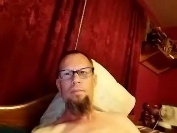 Gay sex chat with dannyroyfimon - camgaychat.com - Britain