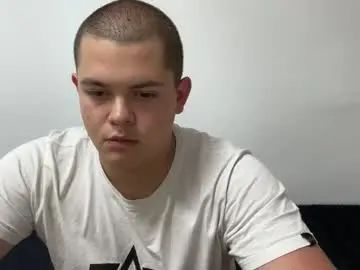 Gay sex chat with cutebutnaughty_ - camgaychat.com - Britain