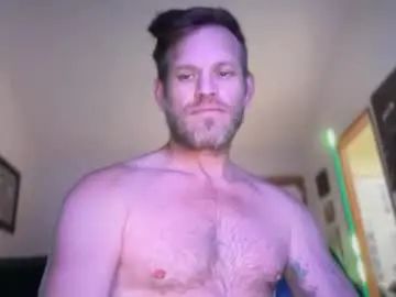 Gay sex chat with mackincali420 - camgaychat.com - Britain