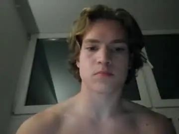 Gay sex chat with bobbydee35 - camgaychat.com - Britain