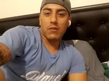 Gay sex chat with cholo4343 - camgaychat.com - Britain