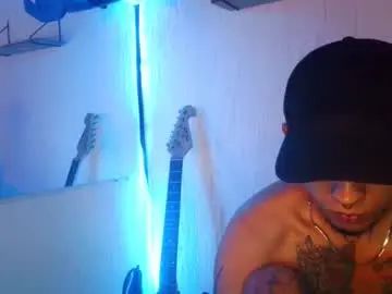 Gay sex chat with aress_1 - camgaychat.com - Britain