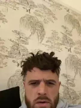 Gay sex chat with Nike2579 - camgaychat.com - Britain