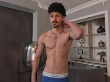Gay sex chat with lukeetaylor_ - camgaychat.com - Britain