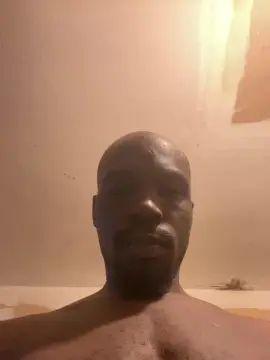 Gay sex chat with chocolate267 - camgaychat.com - Britain