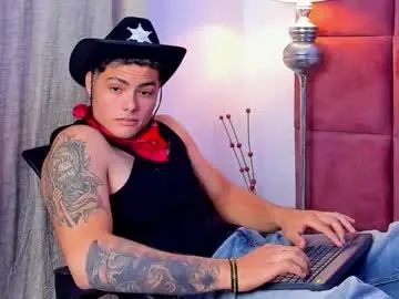 Gay sex chat with evan_tyler - camgaychat.com - Spain