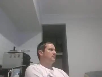 Gay sex chat with marcihandsome7 - camgaychat.com - Britain