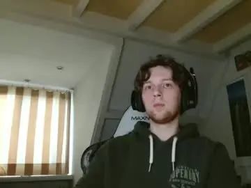 Gay sex chat with hentaiwithsenpai76 - camgaychat.com
