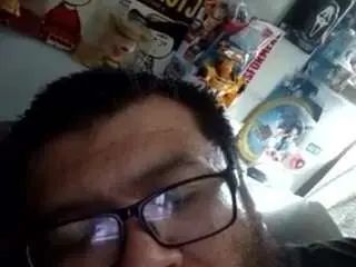 Gay sex chat with jeezy2493 - camgaychat.com - Britain