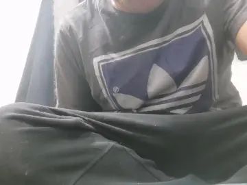 Gay sex chat with daniel_98973 - camgaychat.com - Spain