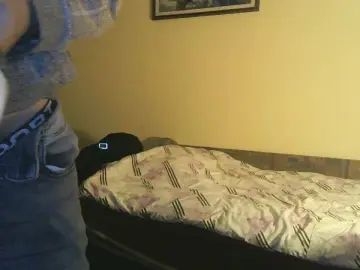 Gay sex chat with zoki961 - camgaychat.com - Britain