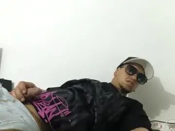 Gay sex chat with ivanfpc93 - camgaychat.com - Britain