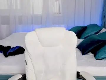 Gay sex chat with ggimperator - camgaychat.com - Britain