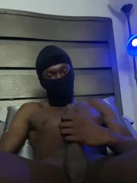 Gay sex chat with BbcBodMon - camgaychat.com - Britain