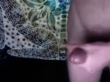 Gay sex chat with cumlickmydick69 - camgaychat.com - Britain