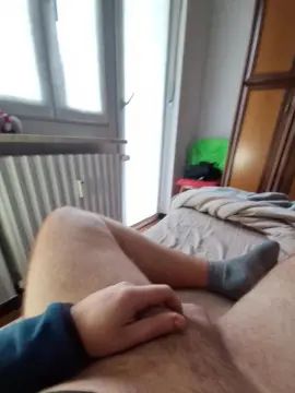 Gay sex chat with Fabiooo9 - camgaychat.com - Italy