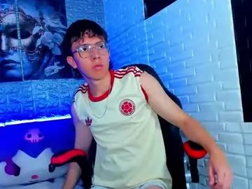 Gay sex chat with dominic_carminex - camgaychat.com - Spain