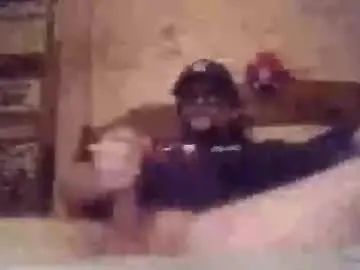 Gay sex chat with rauzoveq39_ - camgaychat.com - Britain
