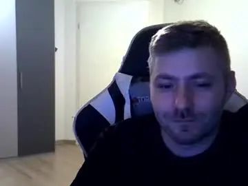 Gay sex chat with embraceagony - camgaychat.com - Britain