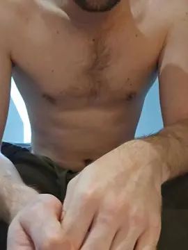 Gay sex chat with Plaisir2jouir - camgaychat.com - Britain