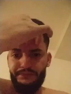 Gay sex chat with cartier5 - camgaychat.com - Italy