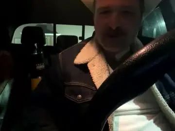 Gay sex chat with buckbackwoods - camgaychat.com - Britain