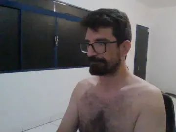 Gay sex chat with matheusmogi - camgaychat.com - Portugal