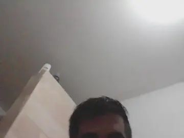 Gay sex chat with marc83sweet8 - camgaychat.com - Italy