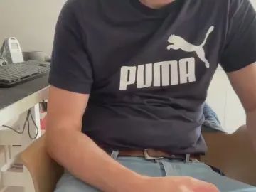 Gay sex chat with wet_adidasboy - camgaychat.com - Germany