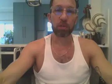 Gay sex chat with notachance33 - camgaychat.com - Britain