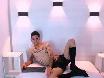 Gay sex chat with jason_smiths_ - camgaychat.com - Britain