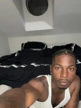 Gay sex chat with Putthemackdown - camgaychat.com - Britain