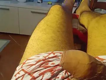 Gay sex chat with paolo1211 - camgaychat.com - Italy