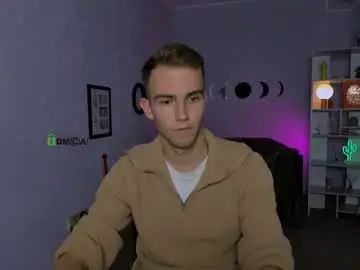 Gay sex chat with astren_villo - camgaychat.com - Britain