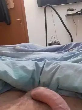Gay sex chat with Cri88bergamo - camgaychat.com - Italy
