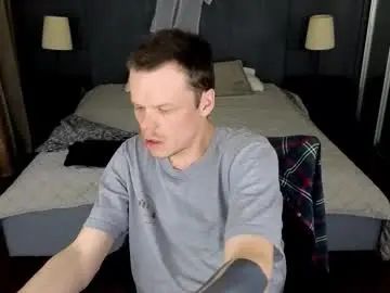 Gay sex chat with leon_devil - camgaychat.com - Russia