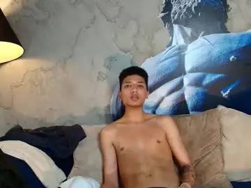 Gay sex chat with johnnystoorm - camgaychat.com - Britain