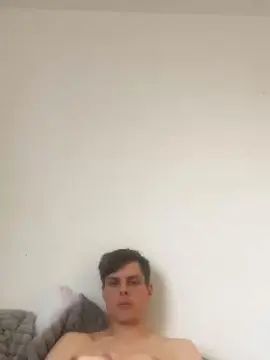 Gay sex chat with Uk_white_boy - camgaychat.com - Britain