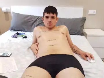 Gay sex chat with Kilianvalentino - camgaychat.com - Spain