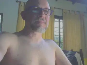Gay sex chat with LaBestia78 - camgaychat.com - Britain