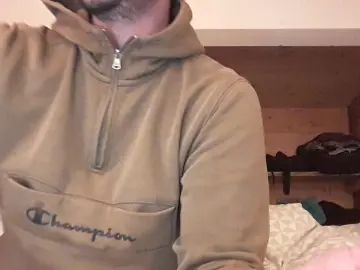 Gay sex chat with Toinou3378 - camgaychat.com - France