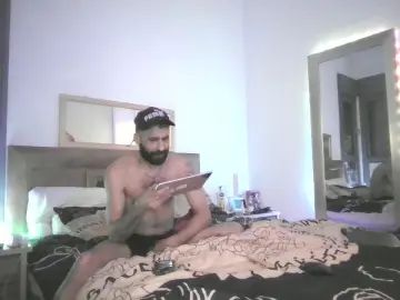 Gay sex chat with hotcoupleby - camgaychat.com - Britain